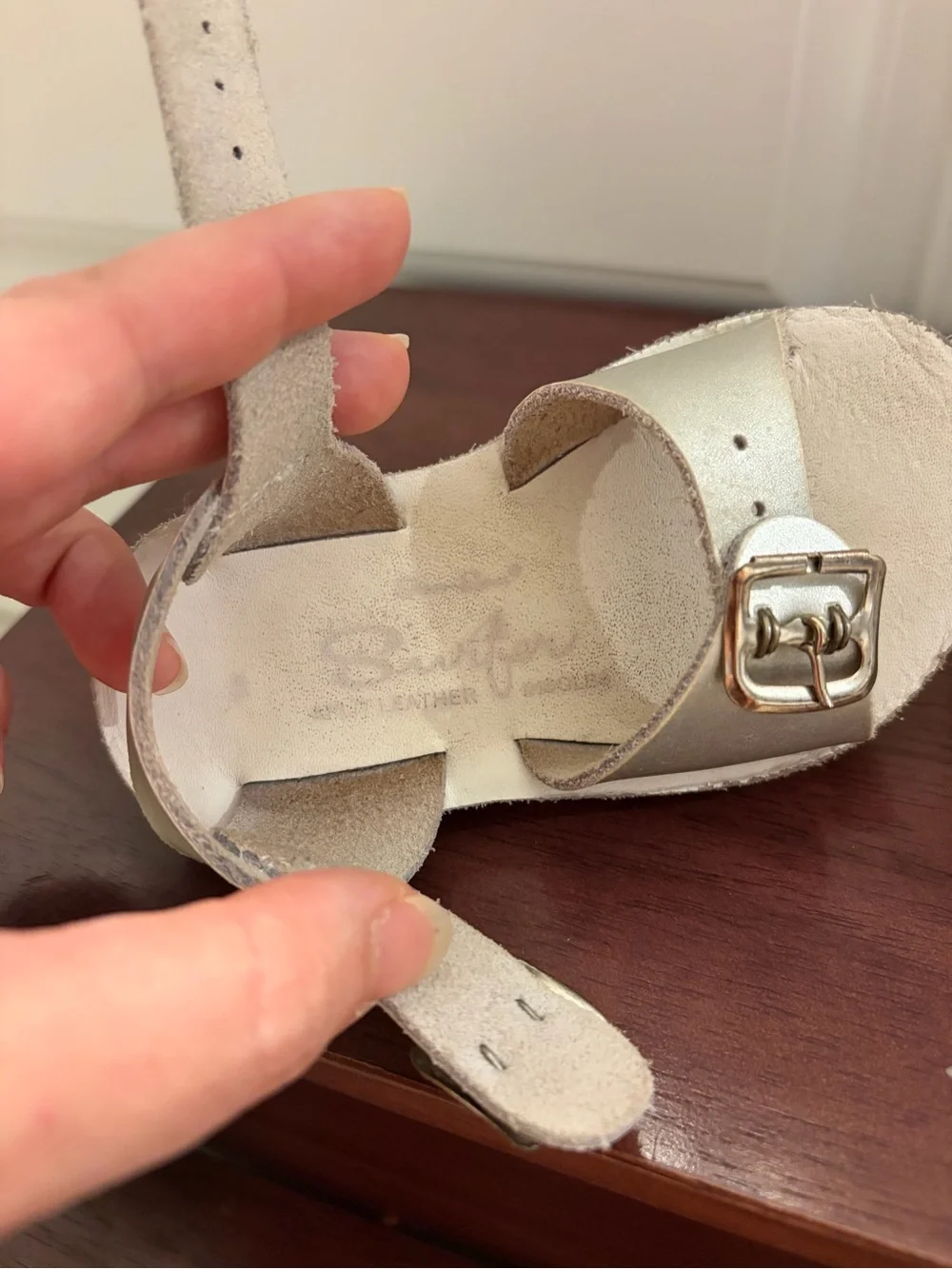 Surfer Toddler Sandals Girls 5 Silver Leather Buckle Summer Shoes